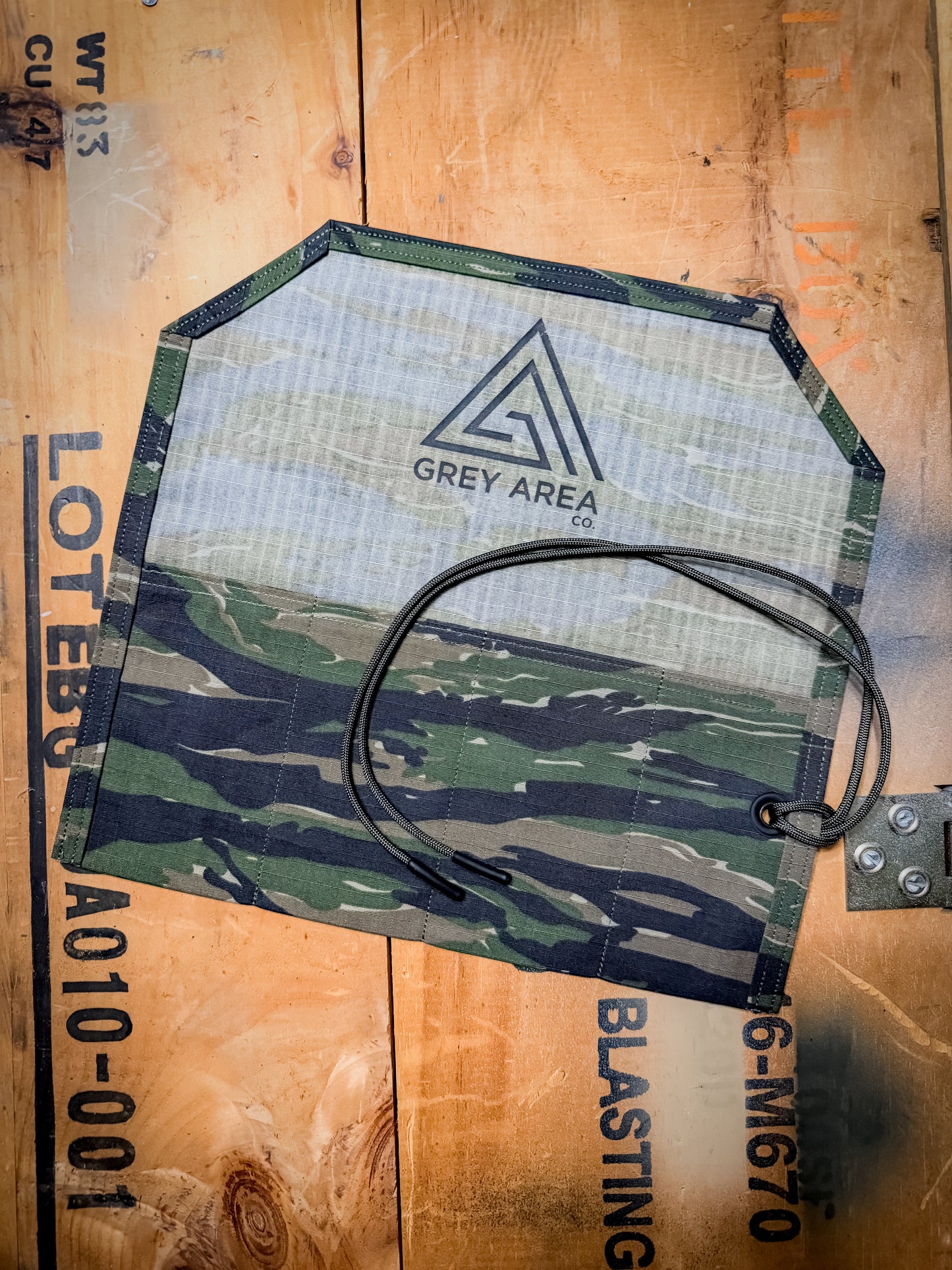 Tiger Stripe Recon Roll