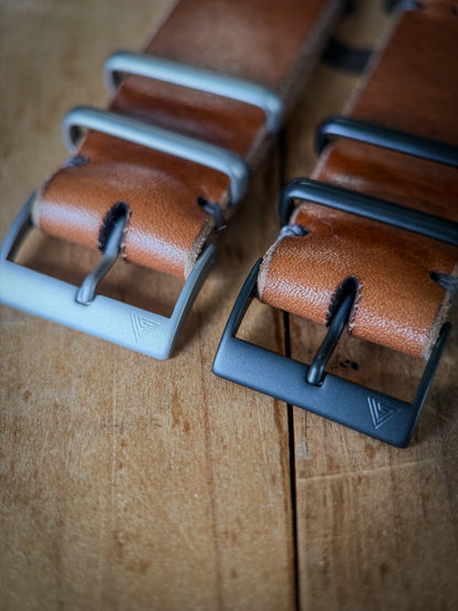 La Bretagna Gaucho Oil MC1, handmade leather watch strap by Grey Area Co. Photo 3.